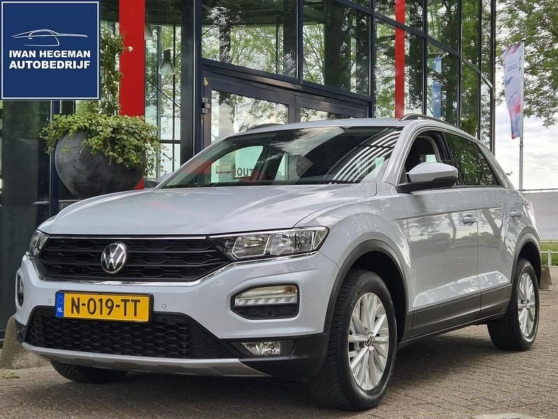 Wit Gebruikt 2022 VW T-Roc Style SUV | € 19.990 (Goede deal) - Afbeelding 1/3