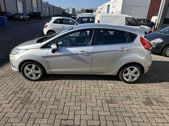 Occasion Ford Fiesta Titanium 95 PK (69 kW) 2012 Grijs Hatchback