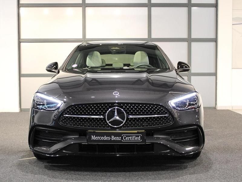 Occasion Mercedes C300 AMG line 313 PK (230 kW) 2025 Grijs Sedan