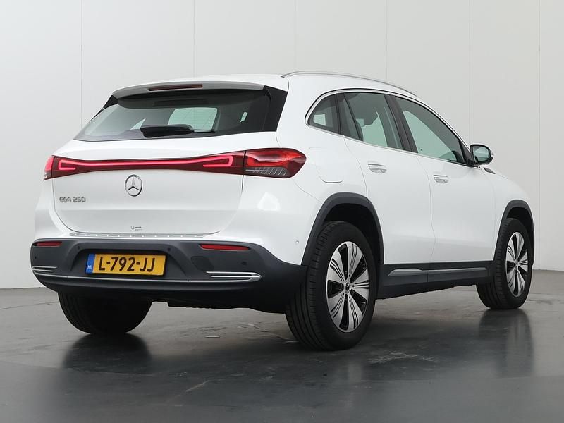 Occasion Mercedes EQA250 Business 140 kW (191 PK) 2021 Wit SUV