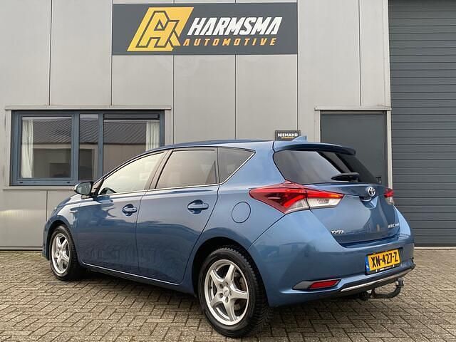 Occasion Toyota Auris 124 PK (91 kW) 2016 Blauw Hatchback