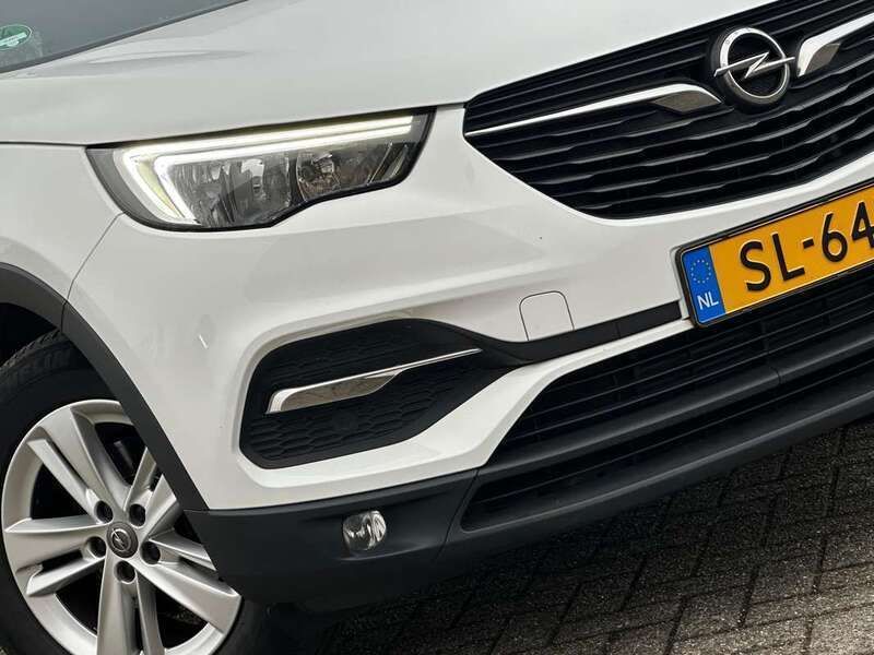 Wit Gebruikt 2018 Opel Grandland X Edition SUV | € 10.725 (Eerlijke prijs) - Afbeelding 1/4