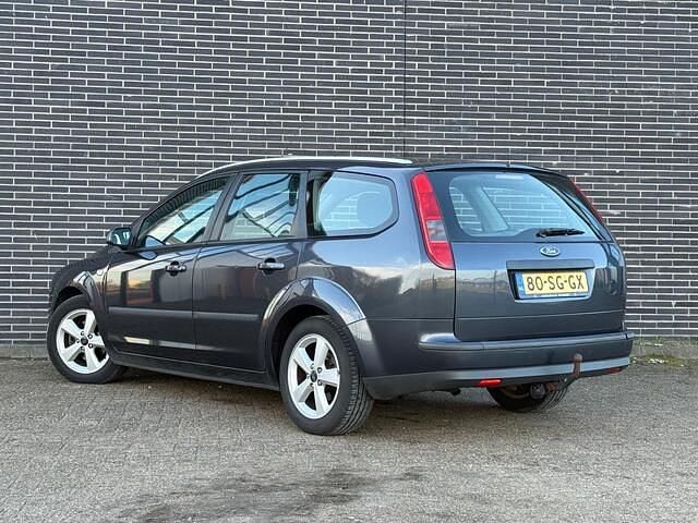 Occasion Ford Focus Futura 116 PK (85 kW) 2006 Grijs Stationwagen
