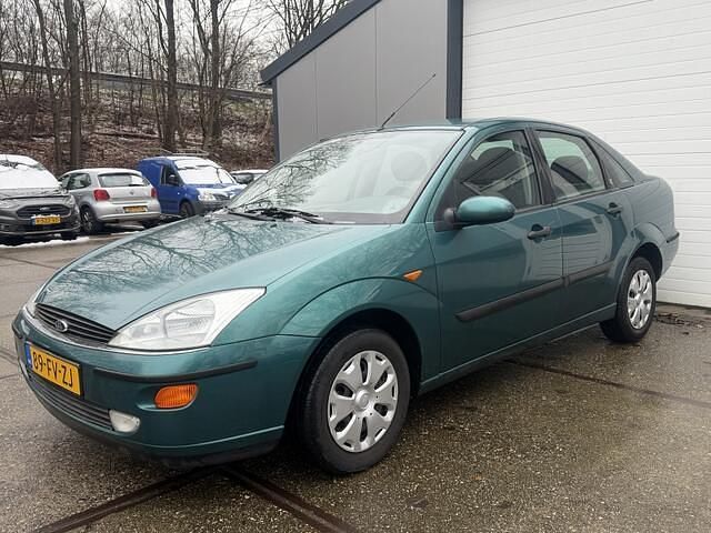 Occasion Ford Focus Ghia 101 PK (74 kW) 2000 Groen Sedan