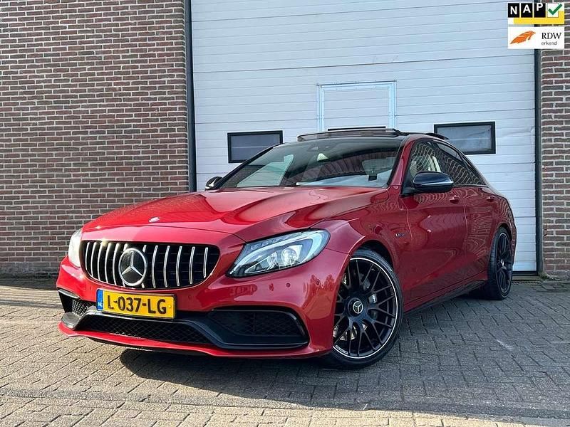 Rood Gebruikt 2017 Mercedes C63 AMG AMG Sedan | € 42.500 (Super prijs) - Afbeelding 1/4