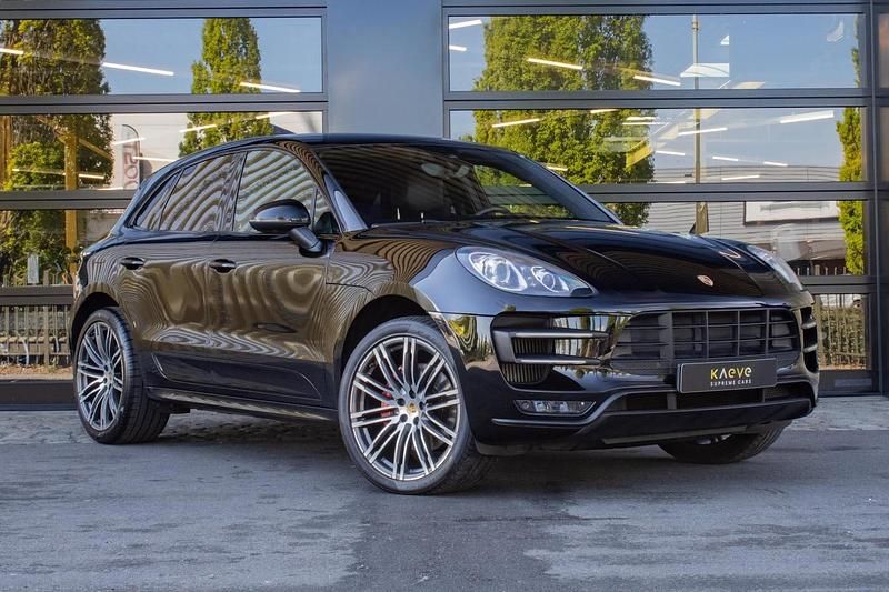Zwart Gebruikt 2014 Porsche Macan Turbo SUV | € 29.950 (Eerlijke prijs) - Afbeelding 1/4
