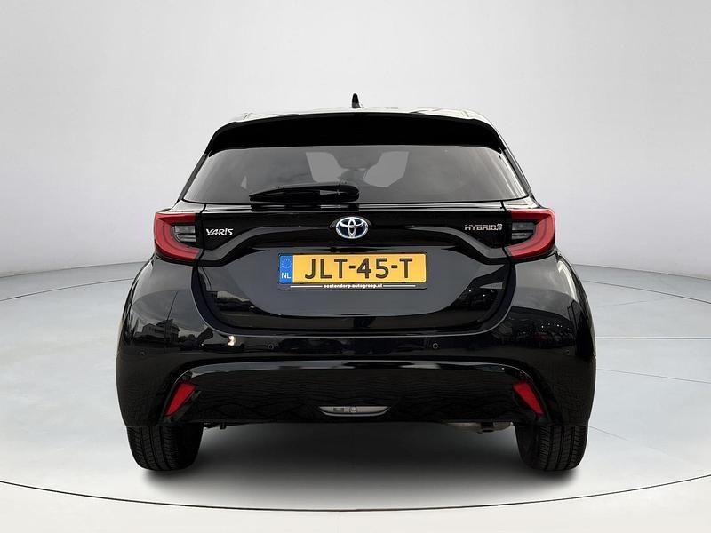 Occasion Toyota Yaris Executive 116 PK (85 kW) 2023 Zwart Hatchback