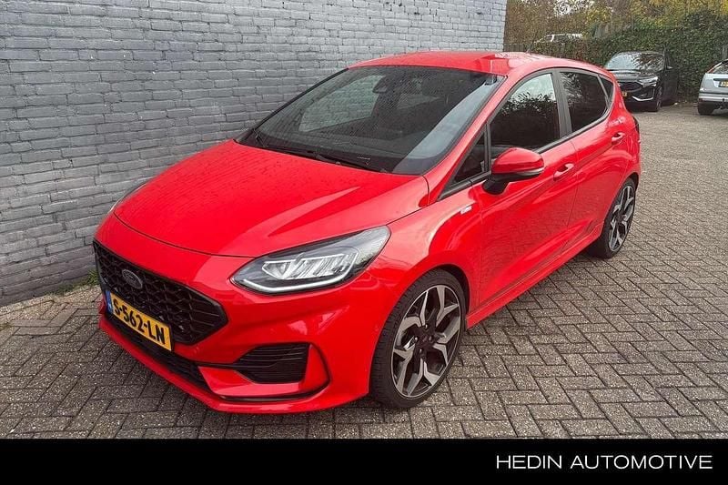 Rood Gebruikt 2023 Ford Fiesta ST-Line X Hatchback | € 23.945 - Afbeelding 1/1