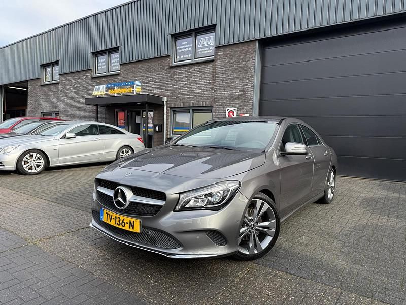 Occasion Mercedes CLA180 Business 123 PK (90 kW) 2018 Grijs Sedan
