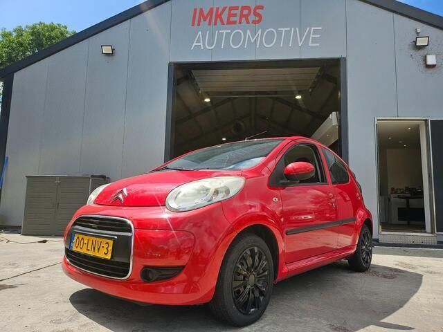Rood Gebruikt 2010 Citroën C1 Hatchback | € 2.199 (Eerlijke prijs) - Afbeelding 1/4