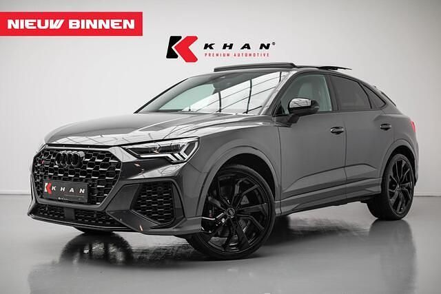 Grijs Occasion 2023 Audi RS Q3 Sportback Design SUV | € 84.950 (Eerlijke prijs) - Afbeelding 1/4