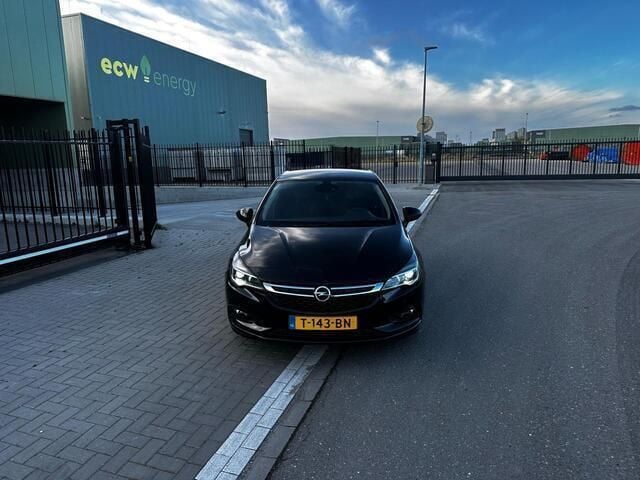 Occasion Opel Astra Business 136 PK (100 kW) 2016 Zwart Hatchback