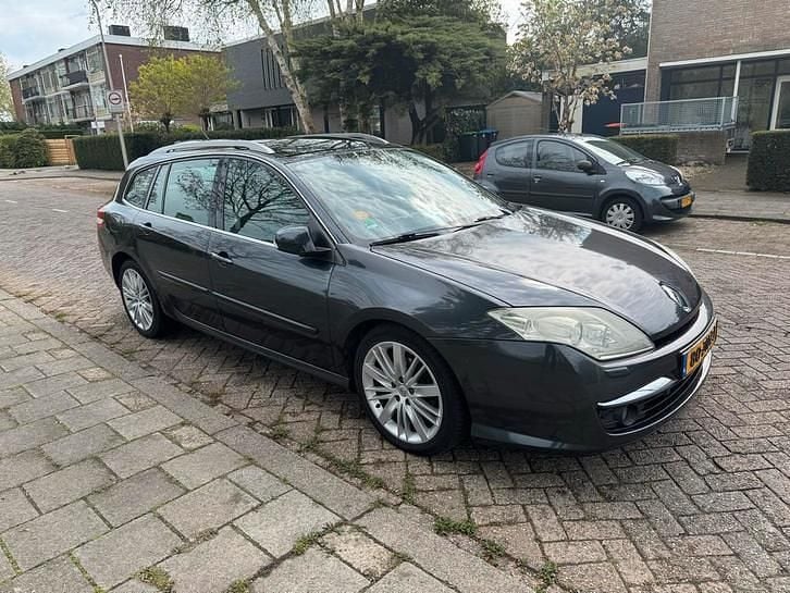 Gebruikt 2008 Renault Laguna III Initiale Paris Stationwagen | € 2.000 (Eerlijke prijs) - Afbeelding 1/4