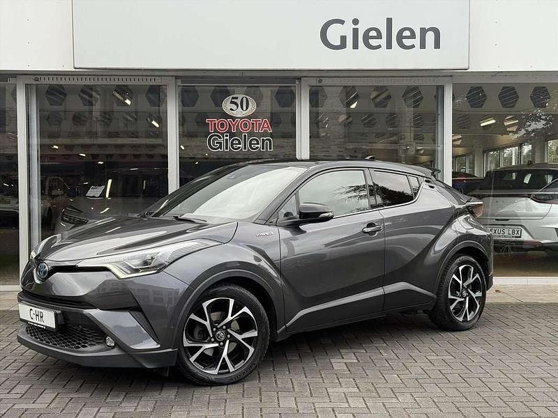 Grijs Occasion 2017 Toyota C-HR Plus SUV | € 17.900 (Eerlijke prijs) - Afbeelding 1/3