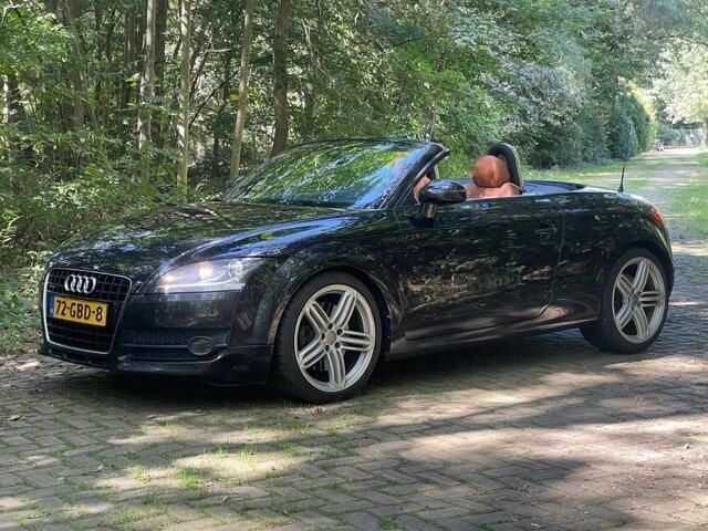 Zwart, metallic lak Gebruikt 2008 Audi TT Roadster Cabriolet | € 10.950 - Afbeelding 1/4
