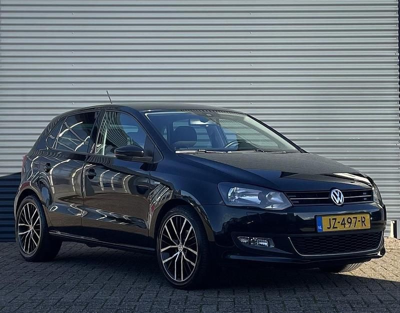 Zwart Gebruikt 2012 VW Polo Match Hatchback | € 4.900 (Eerlijke prijs) - Afbeelding 1/4