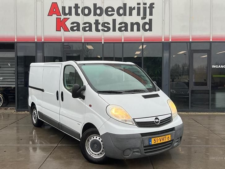 Occasion Opel Vivaro 146 PK (107 kW) 2007 Wit (metallic) MPV