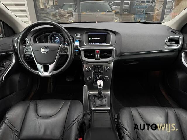 Occasion Volvo V40 Summum 180 PK (132 kW) 2013 Bruin Stationwagen