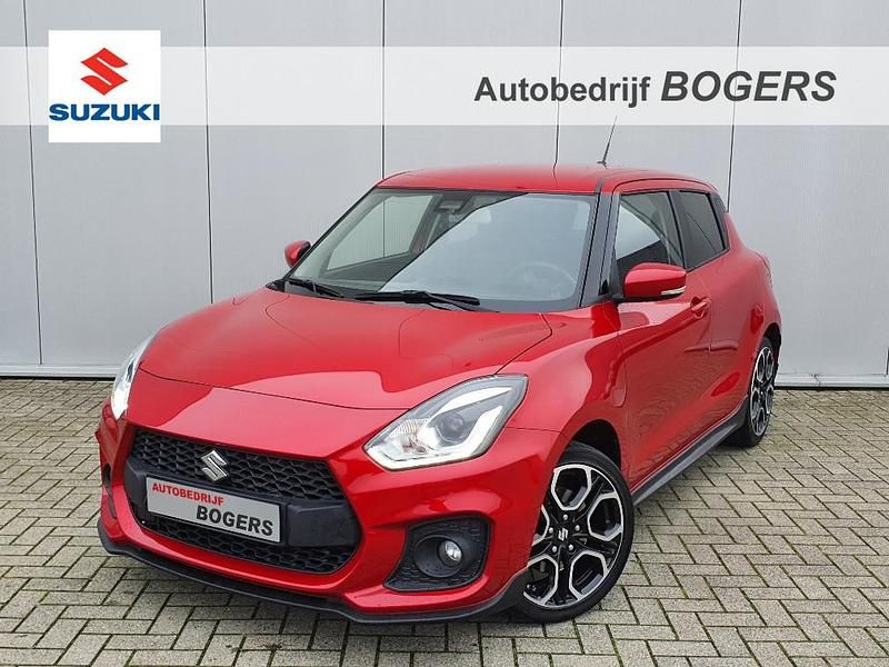 Rood Occasion 2021 Suzuki Swift Sport Hatchback | € 20.840 (Eerlijke prijs) - Afbeelding 1/4