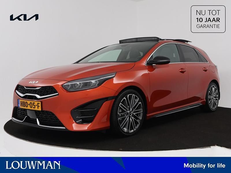 Oranje Gebruikt 2025 Kia Ceed Hatchback | € 34.925 (Duur) - Afbeelding 1/4