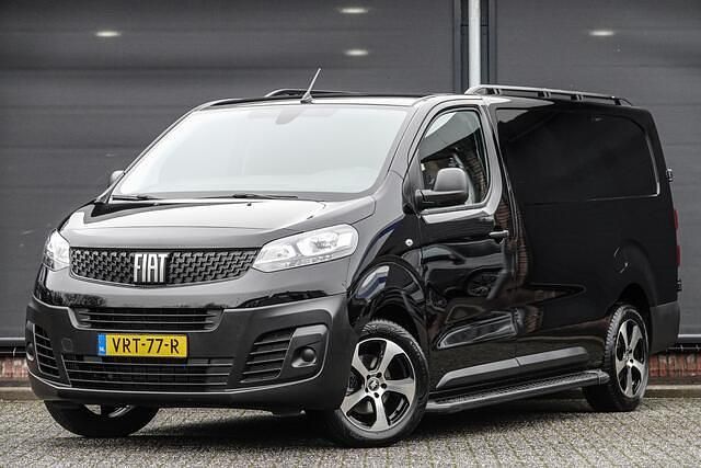 Zwart Gebruikt 2022 Fiat Scudo Van | € 21.950 (Duur) - Afbeelding 1/4