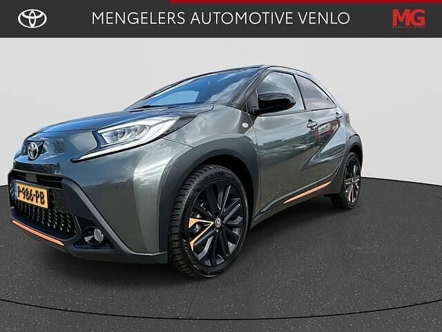 Groen Gebruikt 2022 Toyota Aygo Limited Hatchback | € 21.400 (Eerlijke prijs) - Afbeelding 1/4