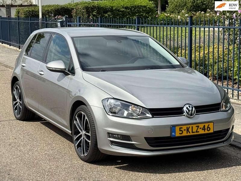 Grijs Gebruikt 2013 VW Golf VII Highline Hatchback | € 7.250 (Super prijs) - Afbeelding 1/4