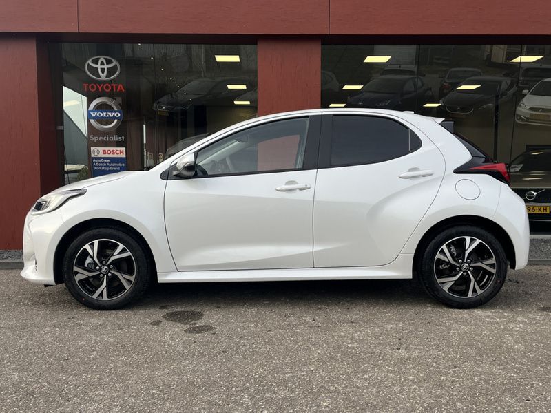 Hatchback Nieuw 2025 Toyota Yaris Hybrid Edition Hatchback | € 28.900 (Iets duurder) - Afbeelding 1/4