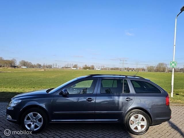Occasion Skoda Octavia Ambition 105 PK (77 kW) 2012 Grijs Stationwagen