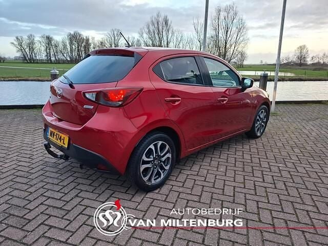 Occasion Mazda 2 90 PK (66 kW) 2017 Rood (metallic) Hatchback