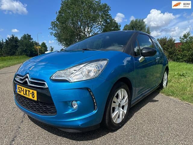 Blauw Gebruikt 2010 Citroën DS3 Chic Hatchback | € 4.750 (Eerlijke prijs) - Afbeelding 1/4