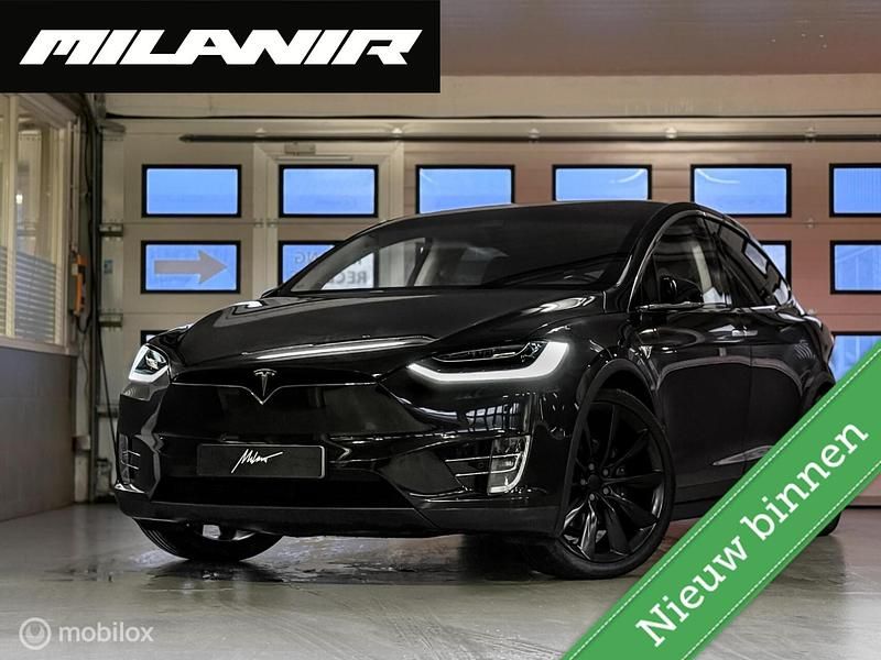 Zwart Occasion 2017 Tesla Model X SUV | € 26.900 (Iets duurder) - Afbeelding 1/4