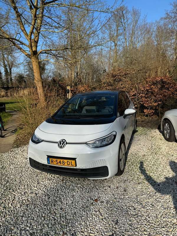 Wit Gebruikt 2022 VW ID.3 Hatchback | € 20.500 (Super prijs) - Afbeelding 1/4