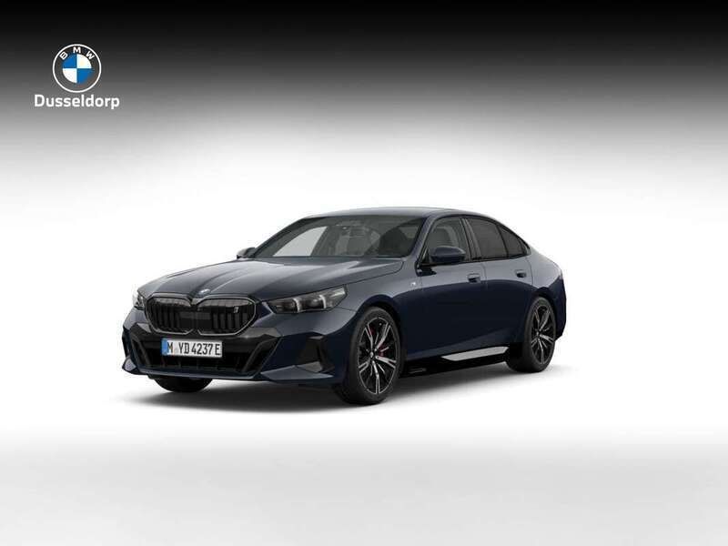 Zwart Nieuw 2025 BMW i5 Comfort Edition Sedan | € 89.114 (Eerlijke prijs) - Afbeelding 1/4