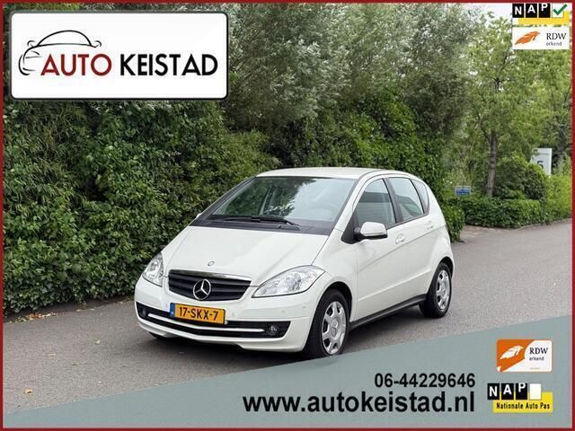 Wit, metallic lak Gebruikt 2011 Mercedes A160 MPV | € 7.950 (Iets duurder) - Afbeelding 1/4