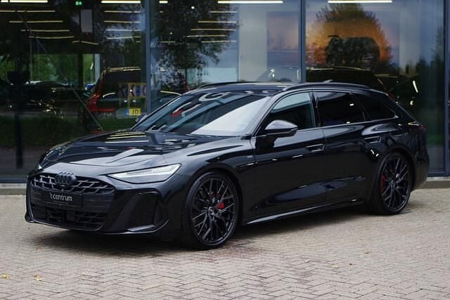 Zwart Nieuw 2025 Audi A6 Competition Stationwagen | € 101.950 - Afbeelding 1/4
