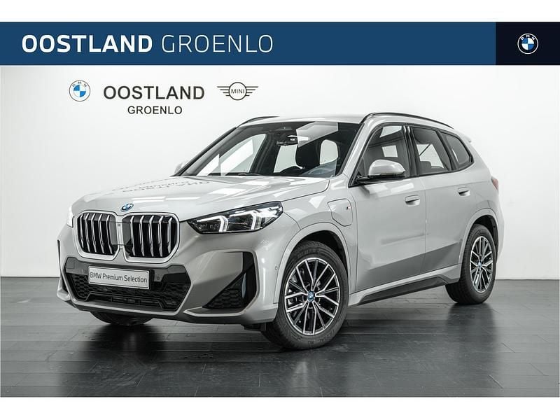 Grijs Occasion 2024 BMW X1 M Sport SUV | € 46.750 (Goede deal) - Afbeelding 1/4