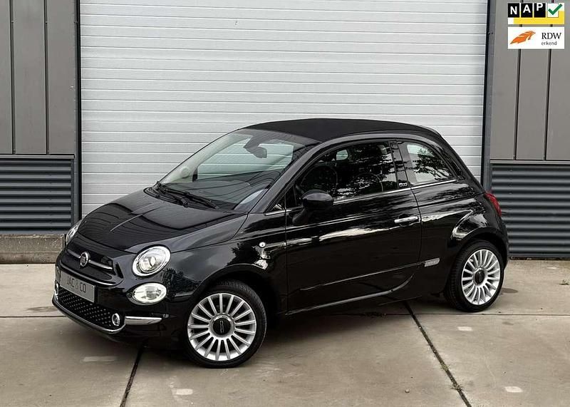 Zwart Gebruikt 2017 Fiat 500C Lounge Cabriolet | € 11.850 (Eerlijke prijs) - Afbeelding 1/4