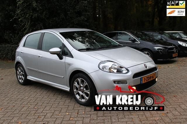 Grijs Occasion 2014 Fiat Punto Evo Street Hatchback | € 3.950 (Eerlijke prijs) - Afbeelding 1/4