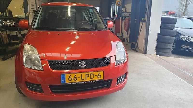 Occasion Suzuki Swift Comfort 92 PK (67 kW) 2010 Oranje Hatchback