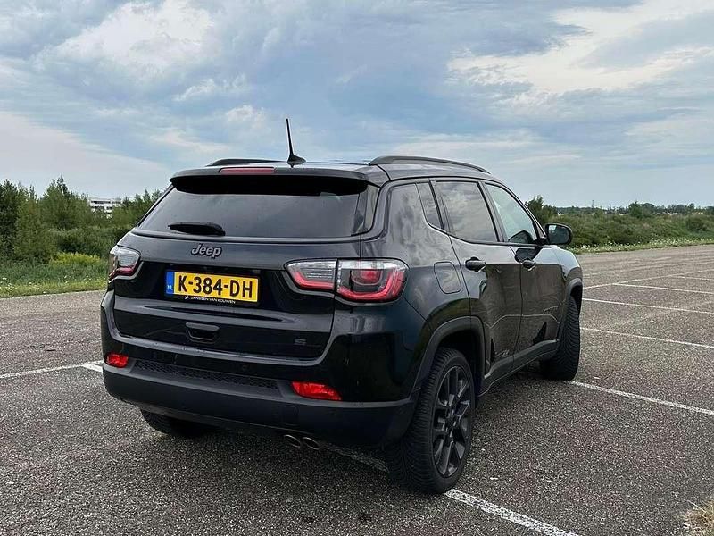 Zwart Gebruikt 2020 Jeep Compass SUV | € 22.000 (Goede deal) - Afbeelding 1/4