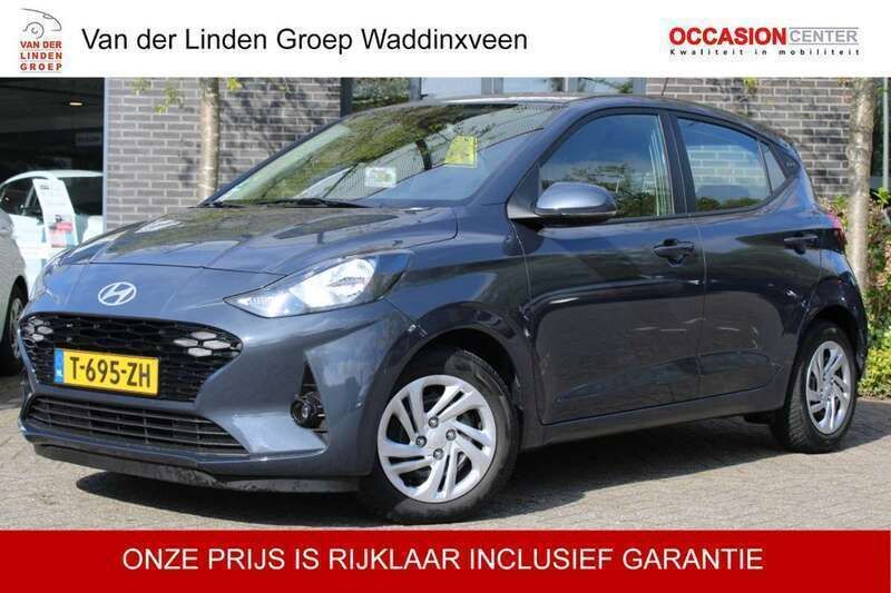 Grijs Gebruikt 2023 Hyundai i10 Comfort Hatchback | € 16.450 (Eerlijke prijs) - Afbeelding 1/4