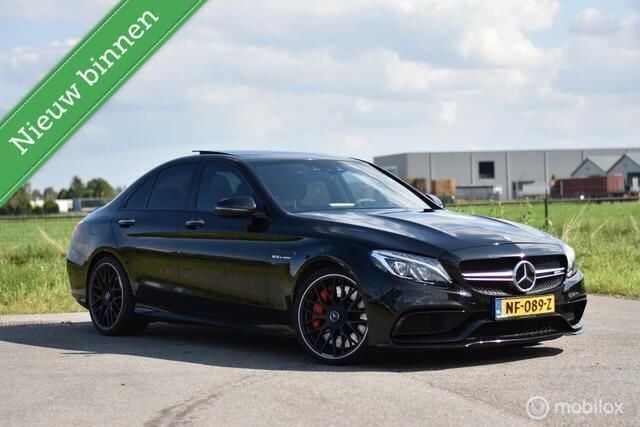 Zwart Gebruikt 2016 Mercedes S63 AMG AMG Sedan | € 46.950 (Eerlijke prijs) - Afbeelding 1/4