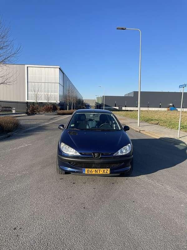 Occasion Peugeot 206 75 PK (55 kW) 2004 Blauw Hatchback
