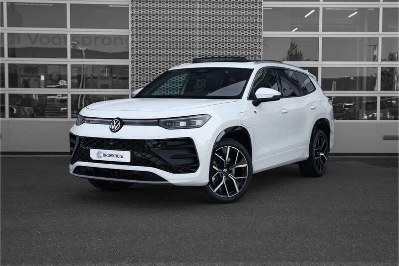 Wit Gebruikt 2025 VW Tayron R-line Edition SUV | € 57.445 - Afbeelding 1/4