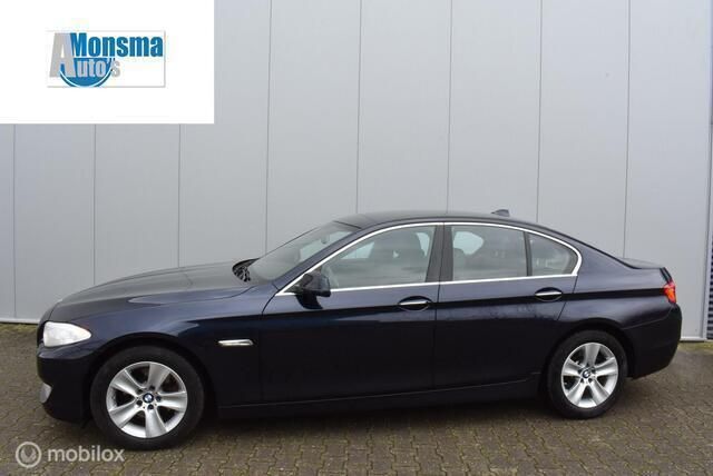 Blauw Gebruikt 2013 BMW 520 Executive Sedan | € 14.975 (Eerlijke prijs) - Afbeelding 1/4