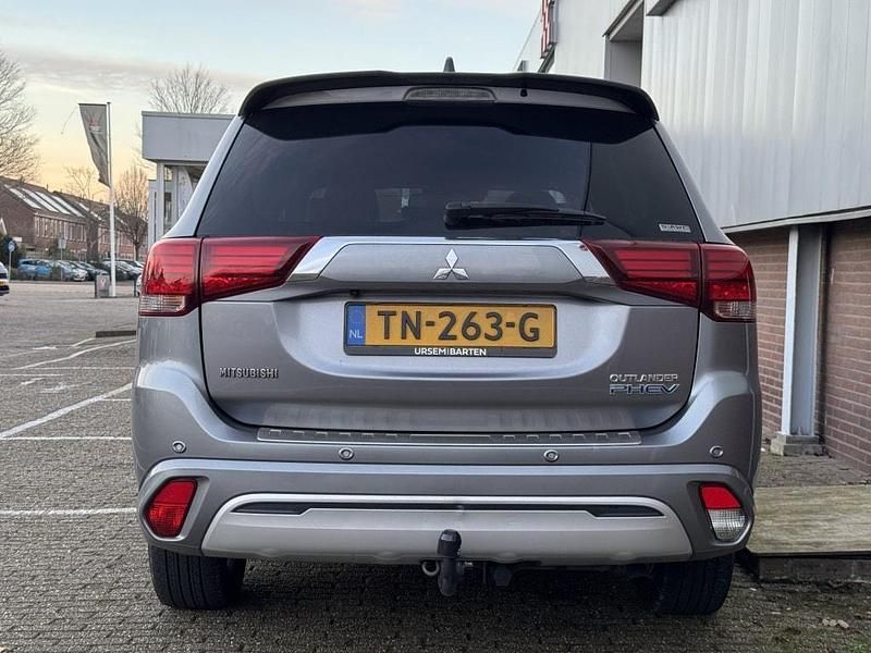 Occasion Mitsubishi Outlander Instyle 135 PK (99 kW) 2018 Grijs SUV