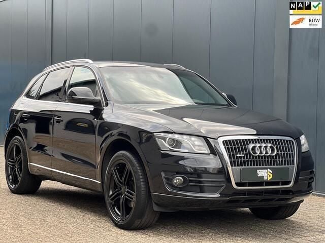 Zwart Gebruikt 2011 Audi Q5 SUV | € 15.950 - Afbeelding 1/4