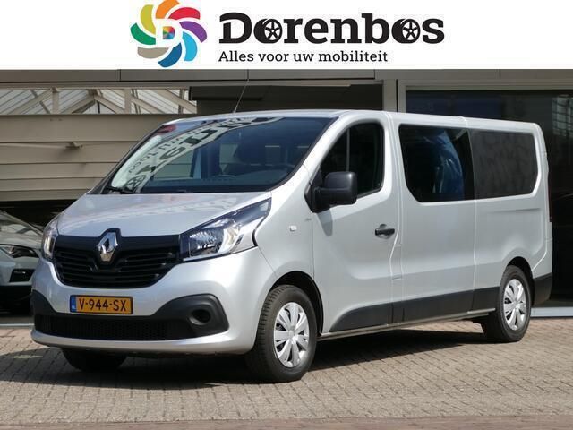 Grijs Gebruikt 2015 Renault Trafic Van | € 24.950 - Afbeelding 1/4