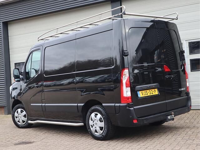 Occasion Renault Master 136 PK (100 kW) 2021 Zwart (metallic) MPV